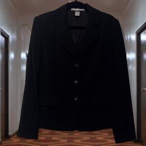 Ellen Tracy Women’s Classic Black Blazer